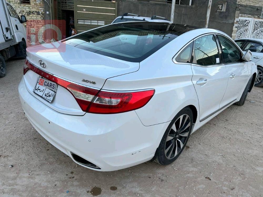 هيونداي أزيرا